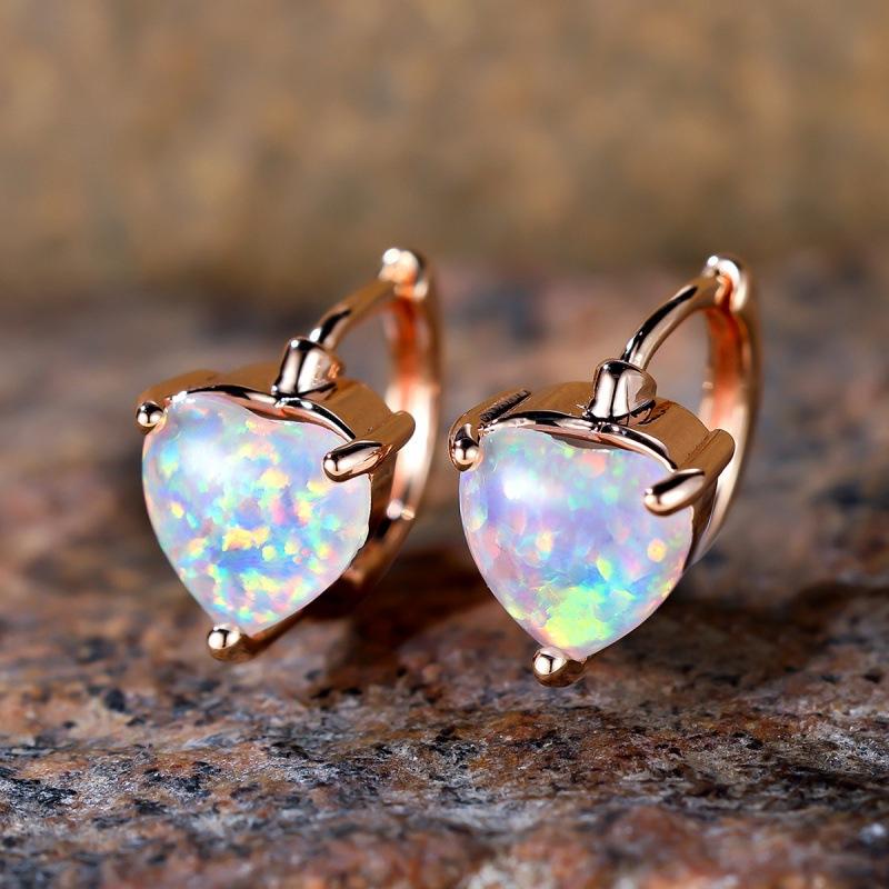 Hot Sale Popular Peach Heart White Opal Ear Buckle European and American Simple Design Advanced Ins Niche