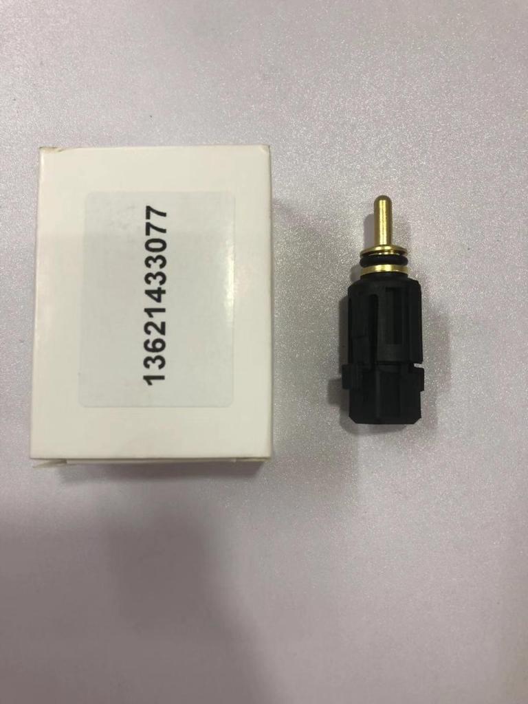 BMW & Mini Temperature Sensor Compatible with E81, E87, E46, E90, F30, E60, F10, F07 - Part No. 13621433077