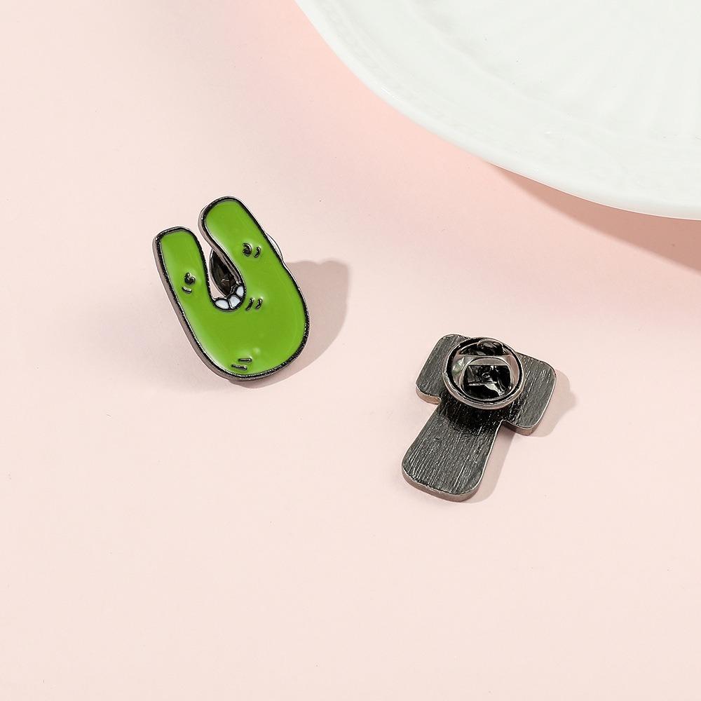 Metal 26 Letter Enamel Pins Cute Cartoon Brooch Badges Funny Alphabet Brooches  Backpack Decor