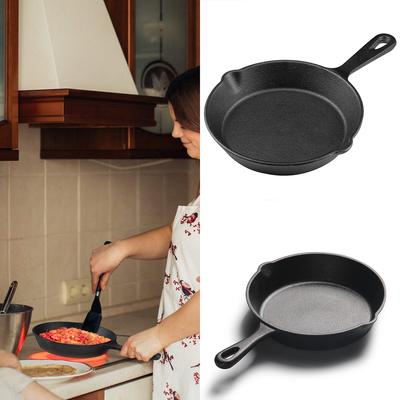 Gusseisen-Bratpfanne mit Ausgießer, vorgebrannt, ofenfest, Kochgeschirr, Camping, Kochen im Innen- und Außenbereich