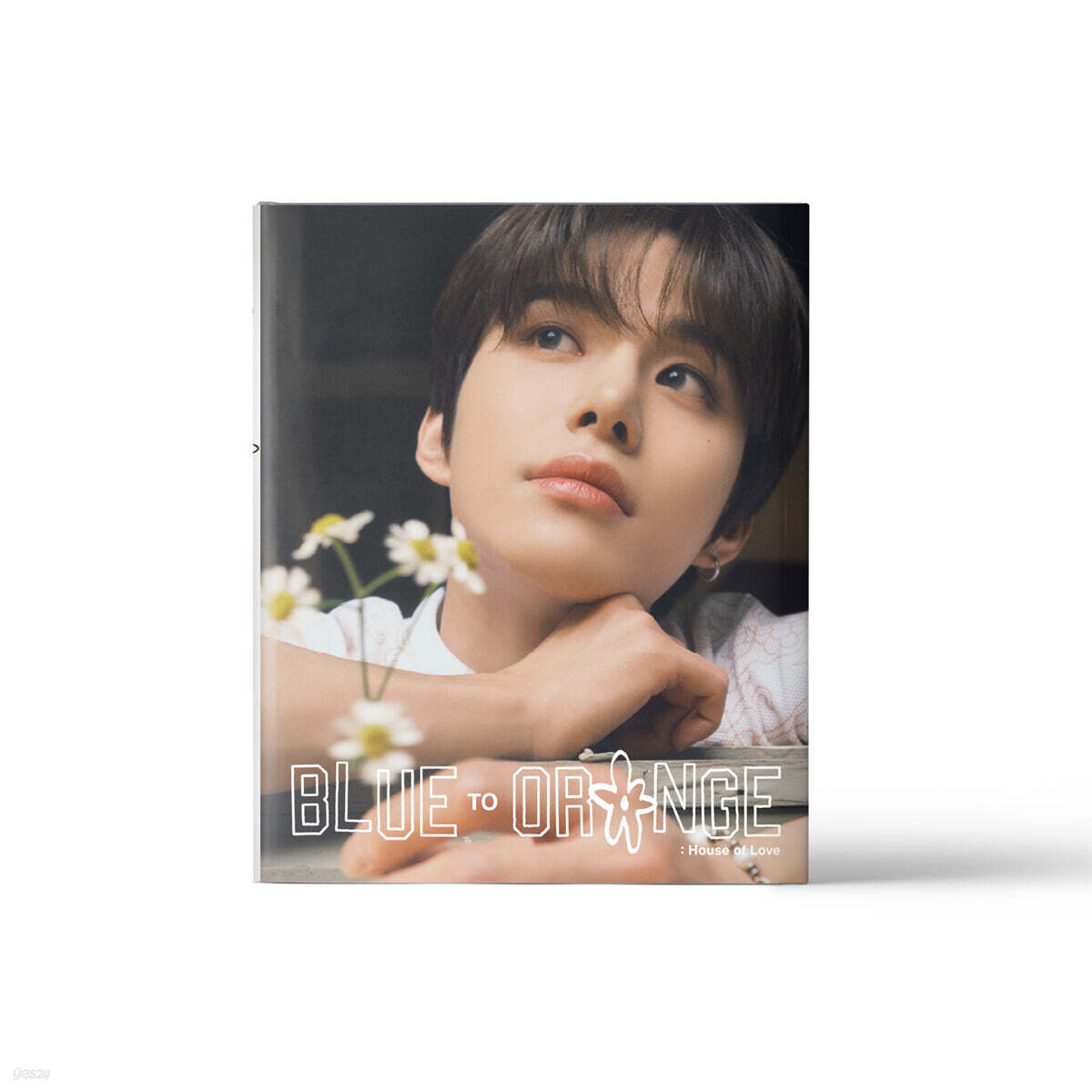 

NCT 127 (NCT 127) - NCT 127 PHOTOBOOK [BLUE TO ORANGE : House of Love][JUNGWOO]