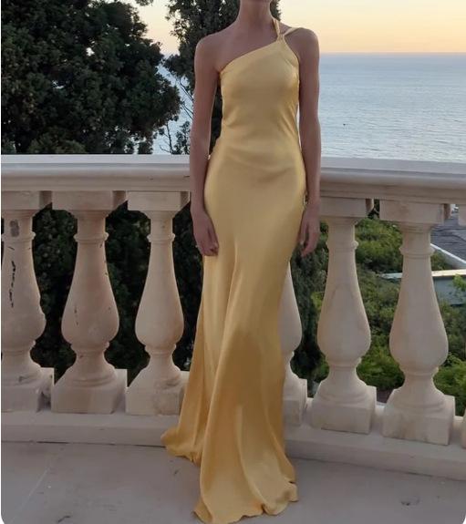 Spot real shot new yellow slanted shoulder dress halter strap sexy long dress socialite style S
