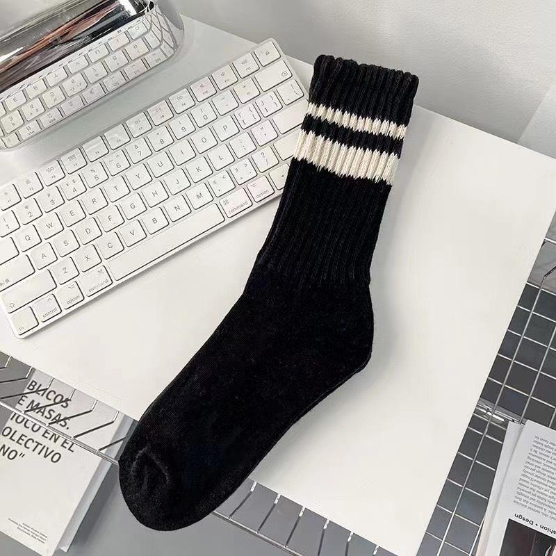 Striped Two-bar Socks, Women's Mid-calf Socks, Autumn and Winter Trend, Solid Color, College Style, Pile Socks, Sports and Casual Women's Socks