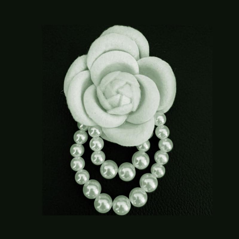 Multicolor Camellia Brooch Women Retro White Black Red Pink Wool Scarf Buckle Girls Pearl Brooches Elegant Jewelry Accessories