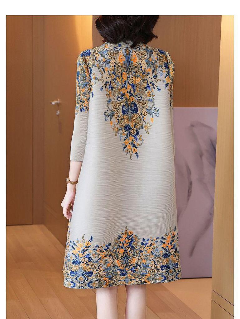 2025 Stylish Retro Cheongsam Dress - Loose Waist, Mid-Length Skirt for Middle-Aged Women