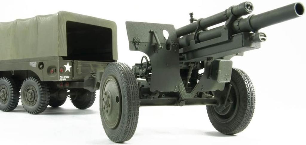 AFV Club 1/35 Scale US Army 105mm Whitzer M2A1 (World War II Version) Plastic Model