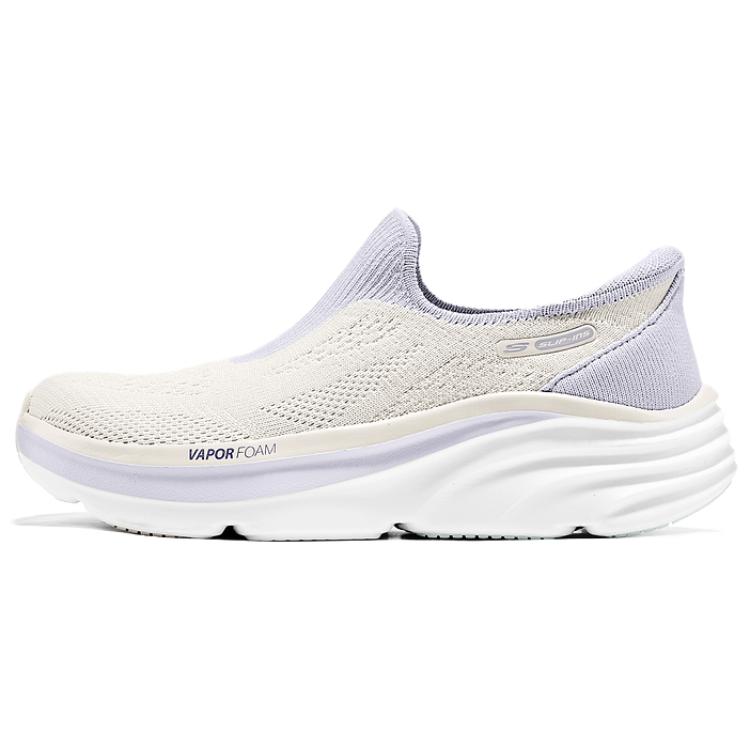 Skechers DLux Vapor Comfortable Versatile Durable