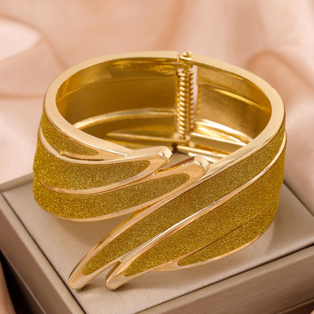 Open Cuff Shiny Hand Jewelry Fashionable Metal Cuff Bangles Angel Wings Cuff Bracelet  Girls