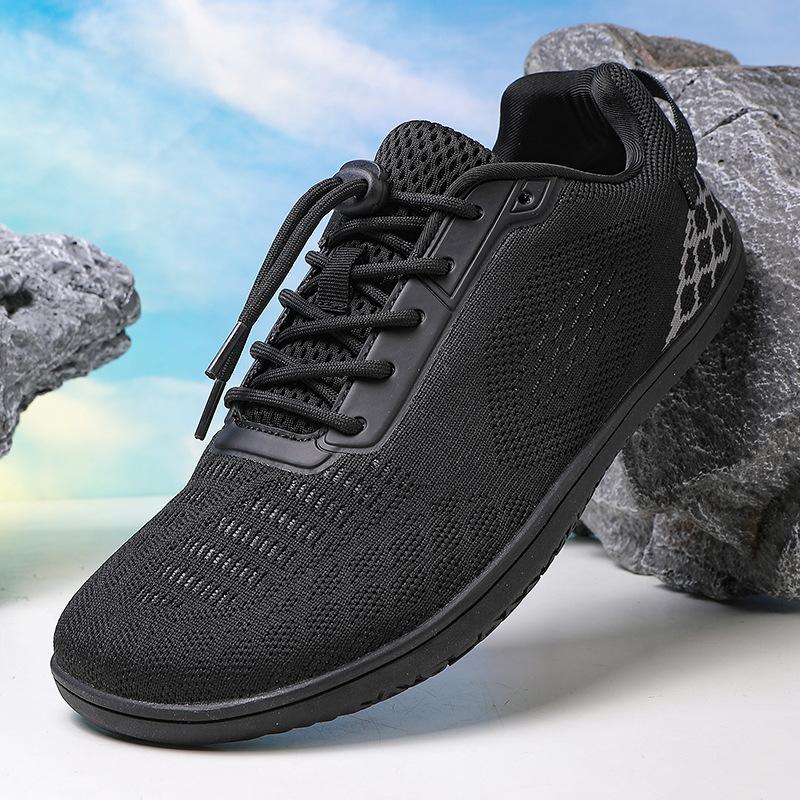 Men's and Women's Fattened Wide Last Barefoot Versatile Breathable Fly-woven Sports Shoes Outdoor Lightweight Breathable Couple Shoes
