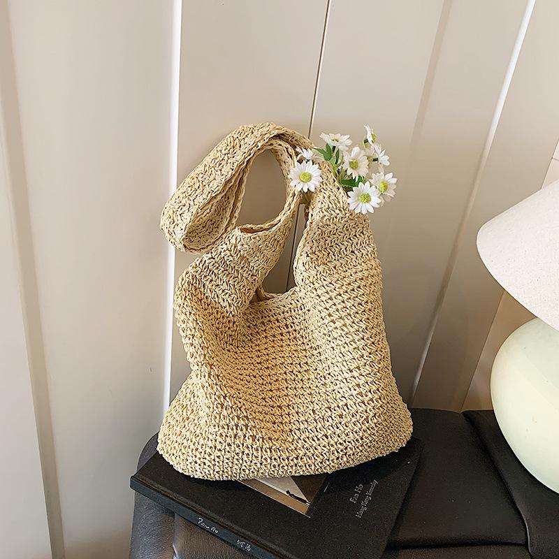 Mori handwoven bag casual large capacity seaside beach bag supply fashionable versatile tote bag