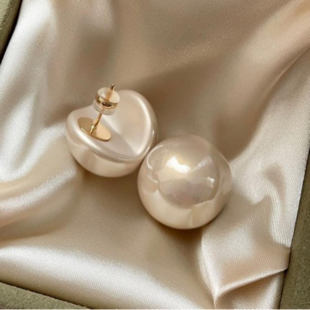 Simple Temperament Large Round Baroque Pearl Earrings for Women Bride Engagement Wedding Fashion Statement Earrings Jewelry Gift
