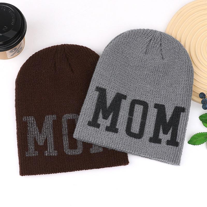 Pullover Hat Knitted New Warm Men's and Women's Niche Letters Autumn and Winter Spray Paint Hat Personalized Street Cool Tide Contrast Color