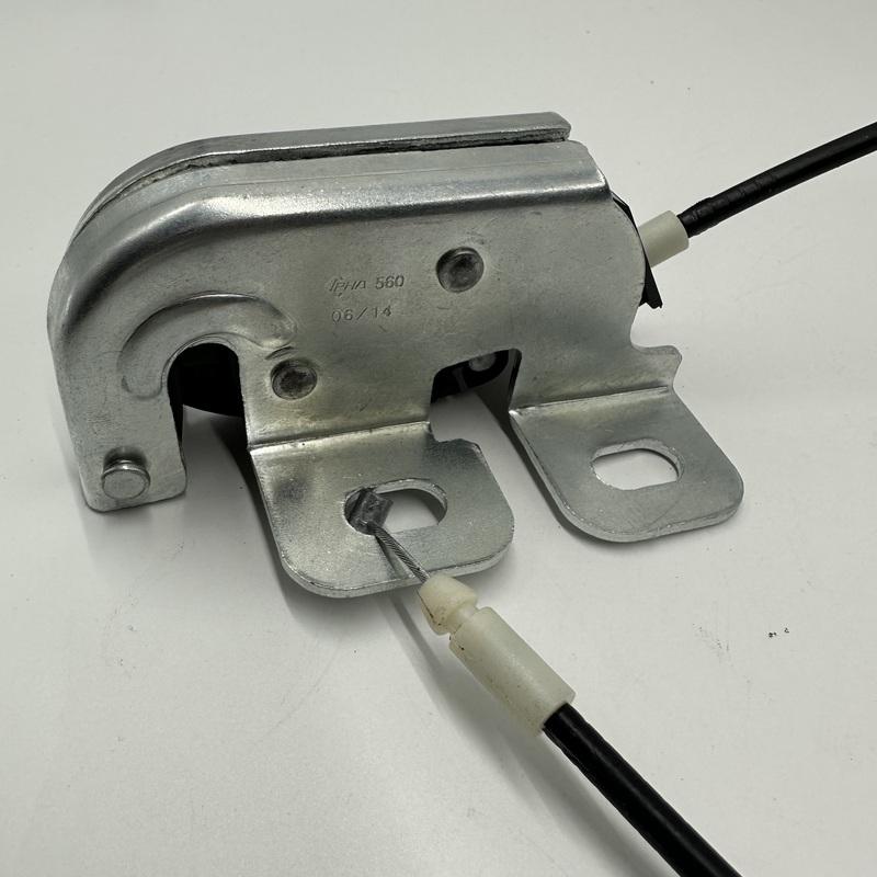 Car Left Right Side Rear Tailgate Trunk lock Hatch Back Lotch For 2008 2009 2010 Renault Koleos 905932234R 905939948R