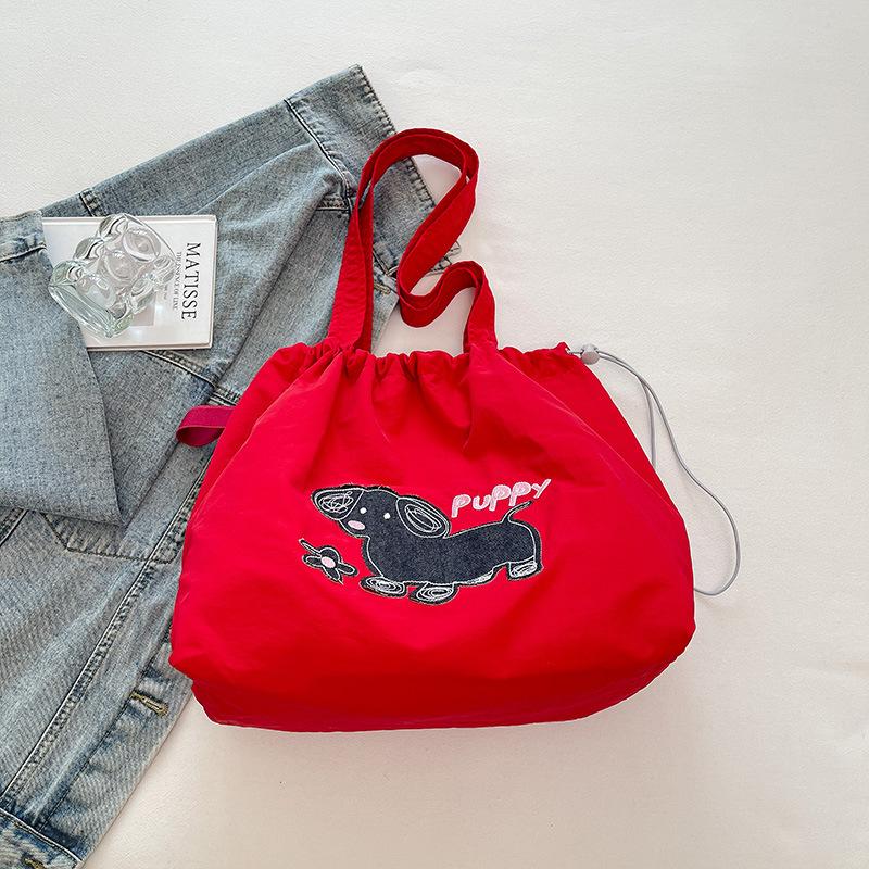 

New Women Shoulder Bag Japanese Style Carto Dog Embroidery Nyl Tote Bag Large Capacity Simple Commuting Drawstring Bag