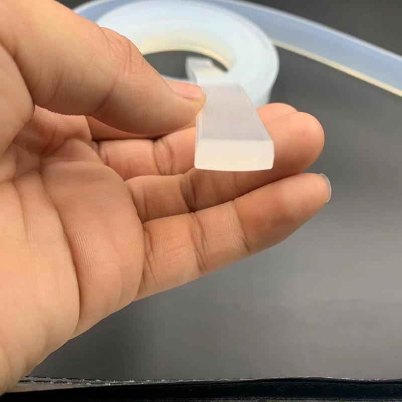 Tira de Vedação de Silicone de Grau Alimentício Resistente a Altas Temperaturas - Inodora, Macia, à Prova de Poeira, Transparente; Opções de espessura: 1-6 mm.