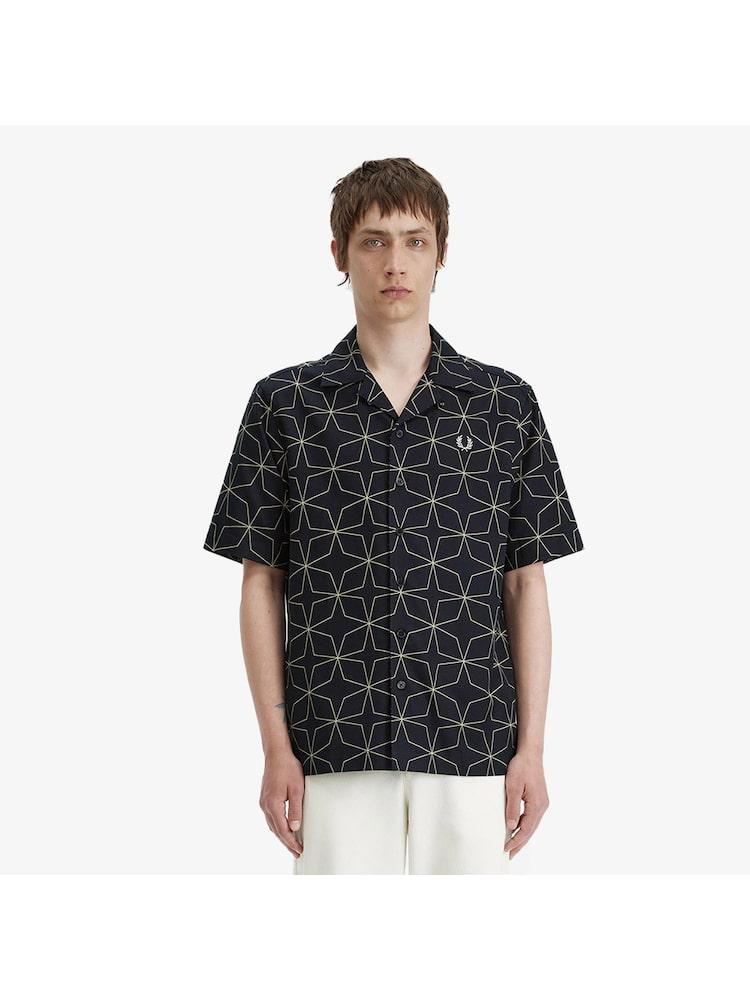 

Fred Perry [headquarters Genuine] Fred Perry [sharp] Geometric Print Revere Collar Shirt 102 Afpm2417760 102 qzgAfpm2417760 102 XL