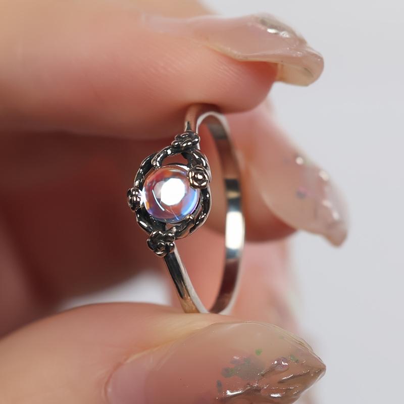 Vintage 925 Sterling Silver Round Moonstone Ring for Women Exquisite Engagement Ring Wedding Band 925 Jewelry