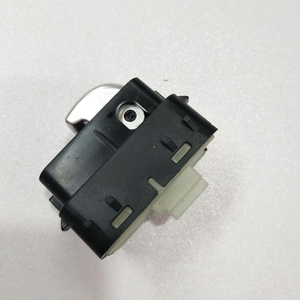 Mercedes-Benz W205 E300 Power Window Switch
