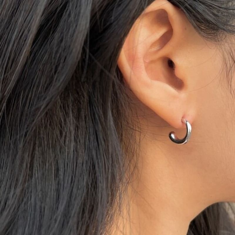 THE BORING Open Silver Earrings