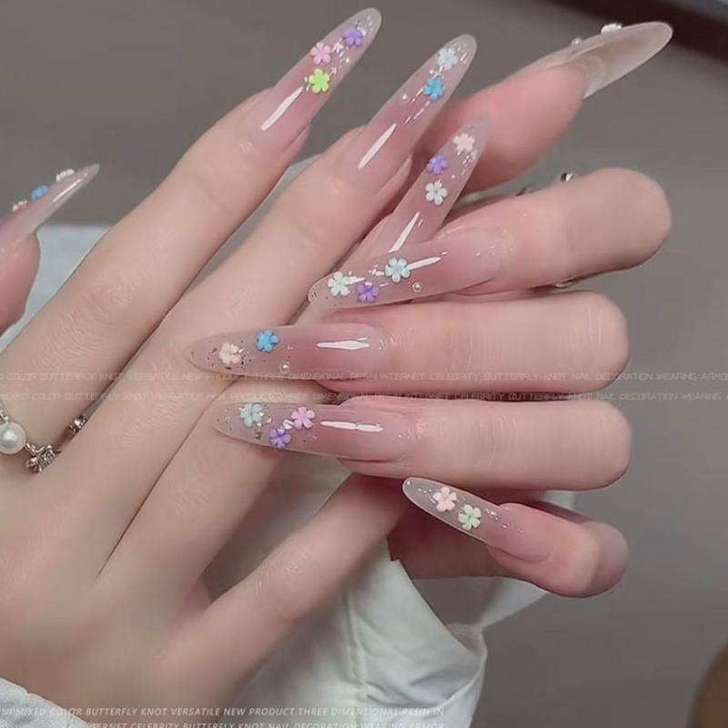 1 Schachtel Mix Bunte Blume Nail Art Nagelanhänger Perle Stahlkugel Dekoration Harzzubehör Nail Art DIY