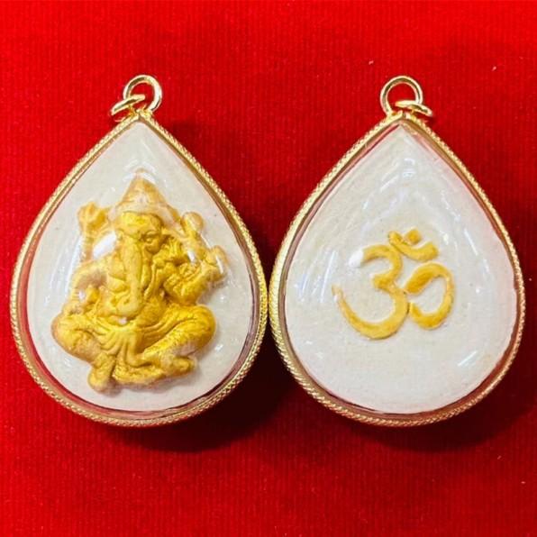 

Ganesha Elephant Head God Necklaces Pendant Hinduism Powerful Success Amulet Talismans Blessings Jewelry Vintage As picture