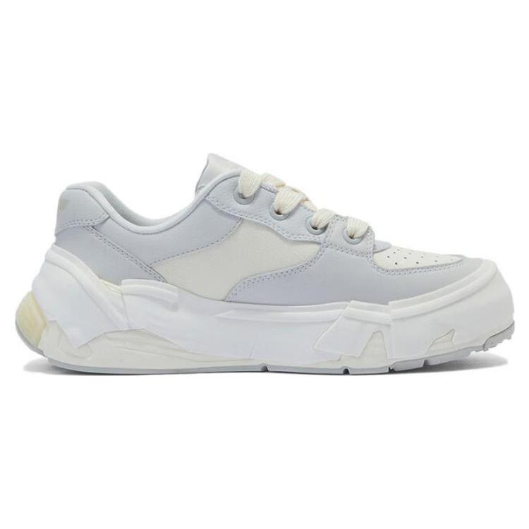 Li Ning Wuji BR Breathable Height Increasing Low top Casual Shoes Women's Ecru AZGT084-2