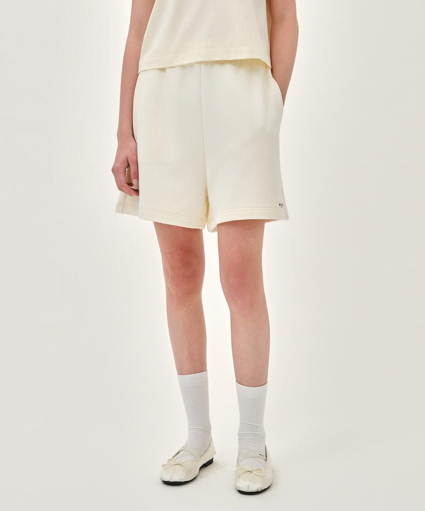 Malittepeulangsowajeobeo W Regular Logo Sweat Shorts Ivory