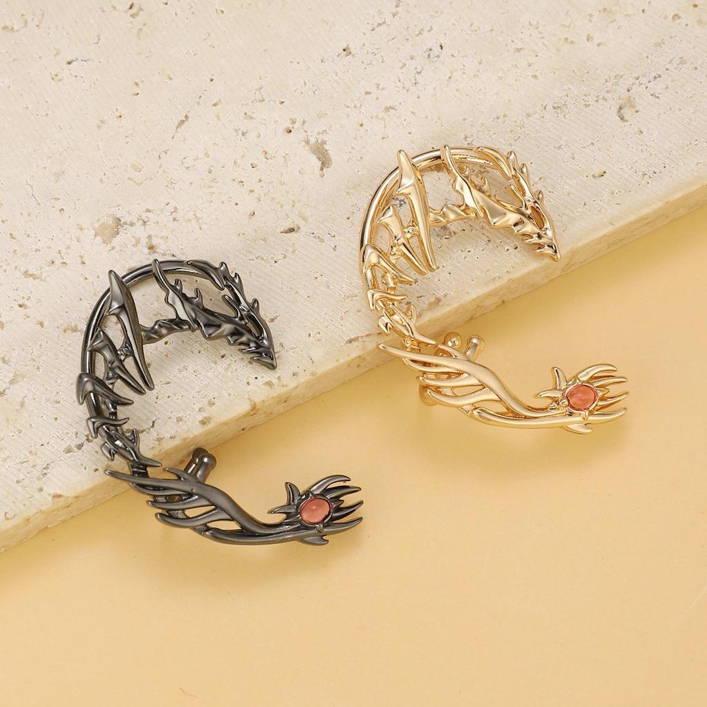 Exaggerated Punk Dragon Ear Clips for Non-Pierced Ears - Women's Dragon-Shaped Zircon Thorn Ear Hooks