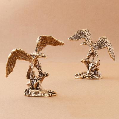 1 Adet Pirinç Kartal Heykeli Heykel El Yapımı El Sanatları Süsü Vintage Pirinç Kuş Figürini Ev Ofis Masa Hayvan Dekorasyonu