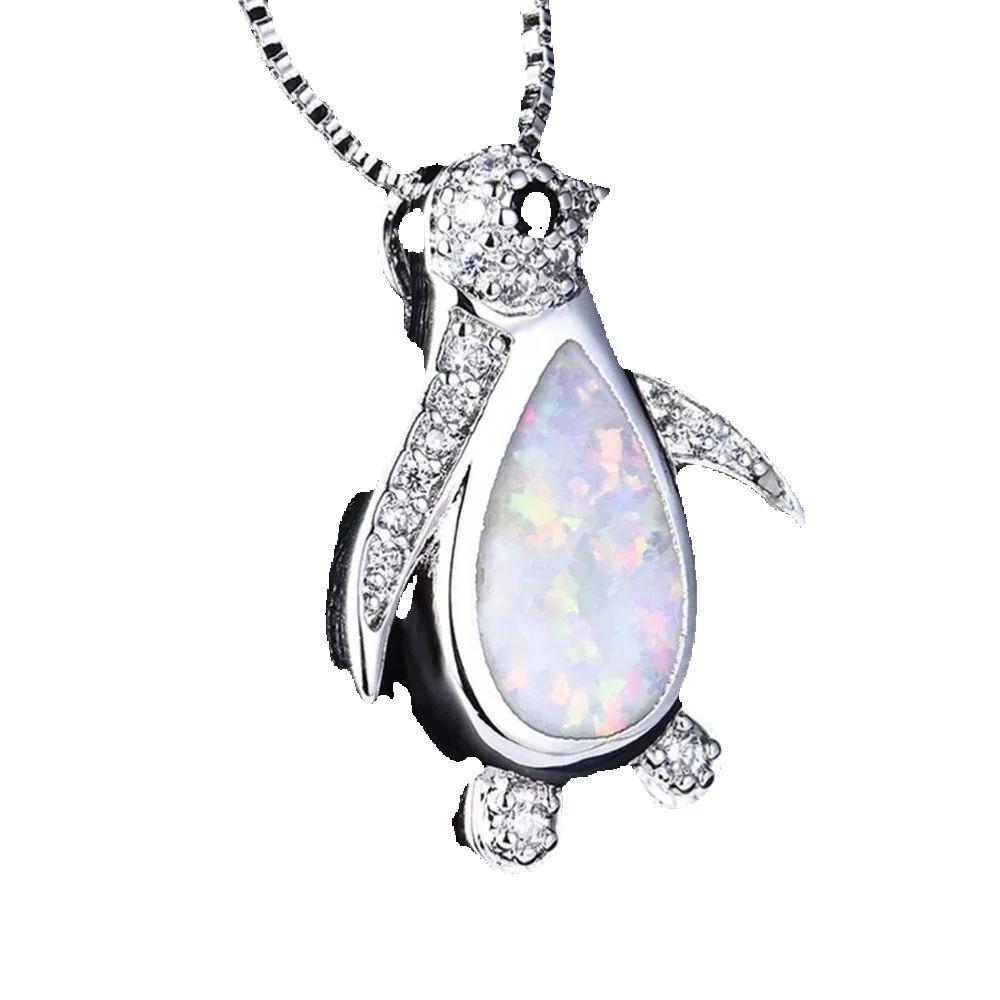 Simple Classic Fire Opal Penguin Pendant Necklace Bridal Wedding Niche Pendant Necklace Zircon Zircon Zircon Zircon