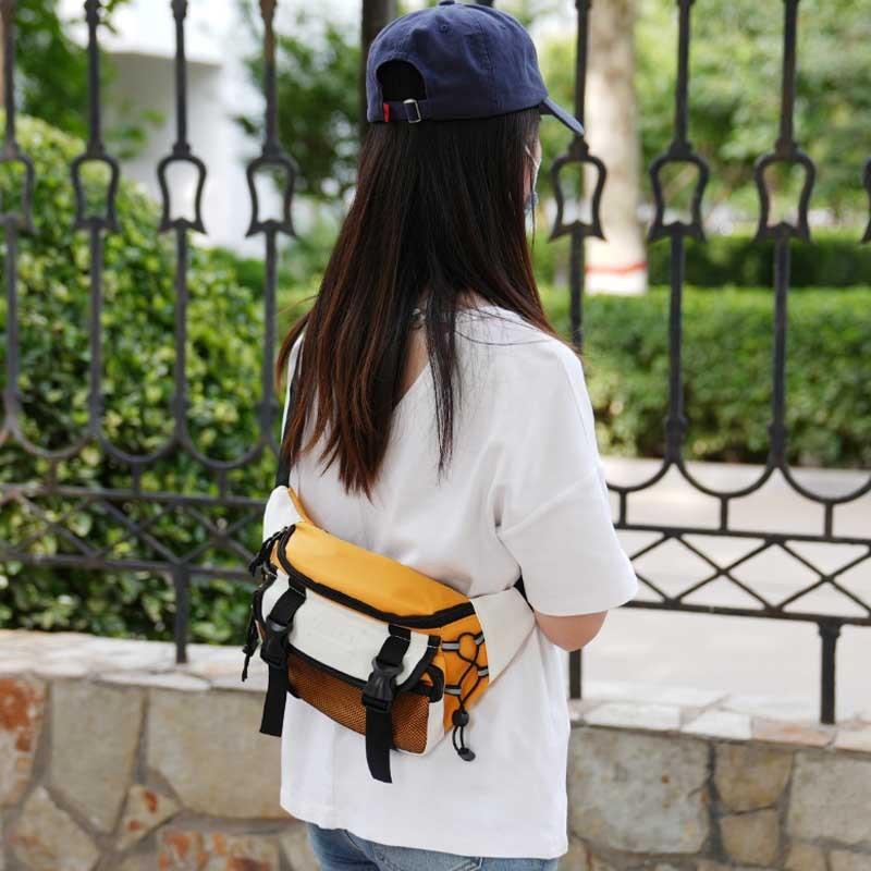 Herren Brusttasche im Streetstyle aus strapazierfähigem Nylonmaterial für den täglichen Gebrauch