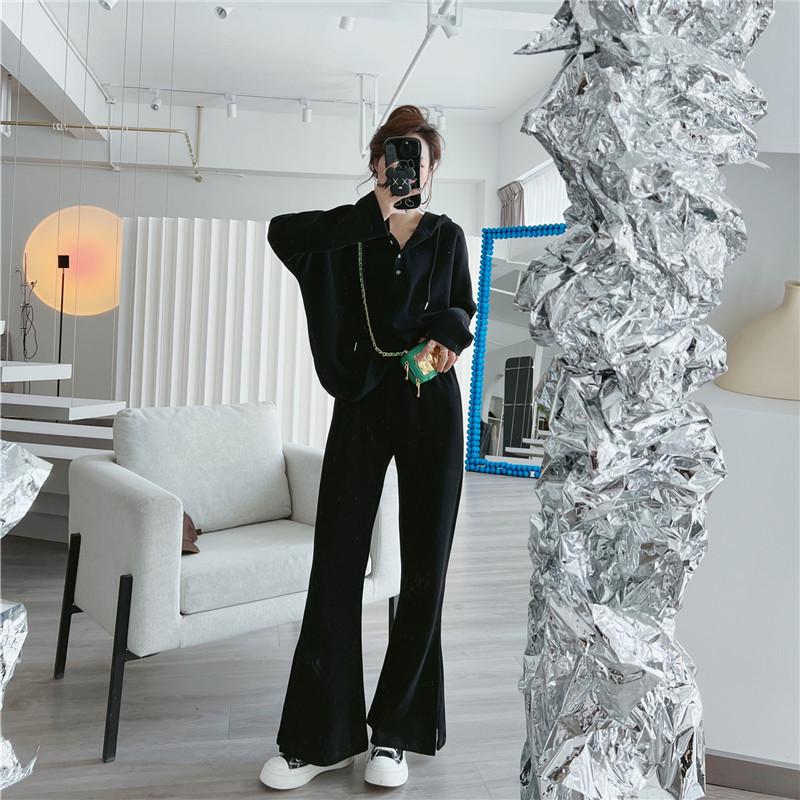 Trendy Solid Color Women's Two-Piece Sweatshirt Suit for Spring & Autumn 2022