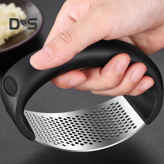 Lis na česnek Nerezový mlýnek na česnek Snadné čištění Drtič česneku Ergonomická kolébka pro drcení bez námahy Kuchyňský přístroj pro domácí restauraci