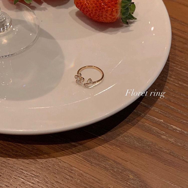 Нежный характер цветочный кольцо женский тренд крутой девочки студент высокий рейтинг интернет-знаменитость регулируемое кольцо