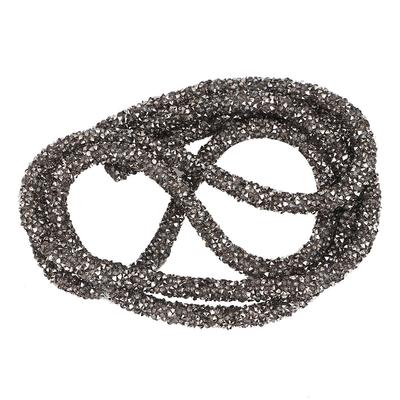 Cucito e maglia – Strass