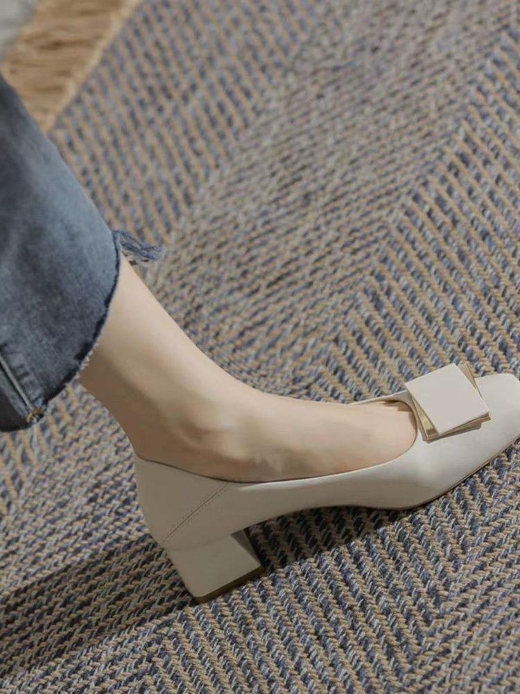 Niche design sense, shallow mouth square head middle heel single shoes, autumn new models are not tired of standing for a long time, professiona