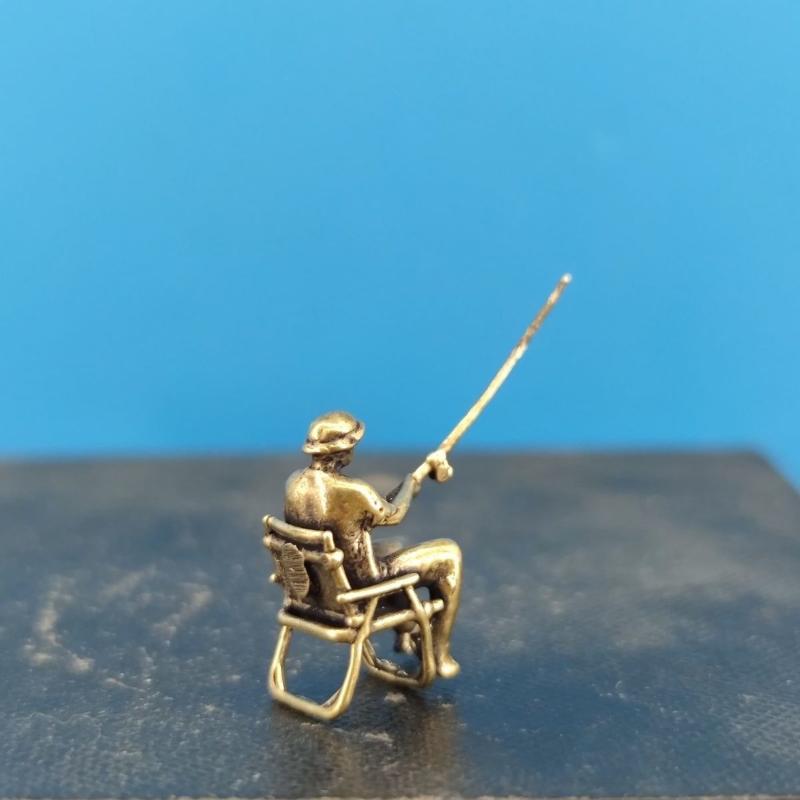 Brass Fisherman Angler Figure 1:64 Scale Mini Doll Model for Micro Landscape Sand Table Desktop Ornament Collection