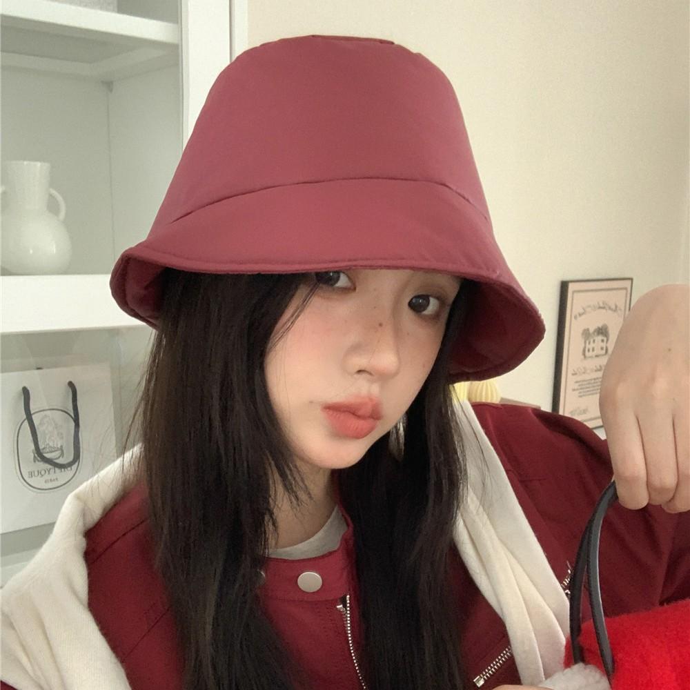 Vorne lang hinten kurz nach unten Stoff Bucket Hat Männer und Frauen gehen aus, um im Herbst und Winter warm zu halten Baumwollhut Mode Bucket Basin Hut zeigt