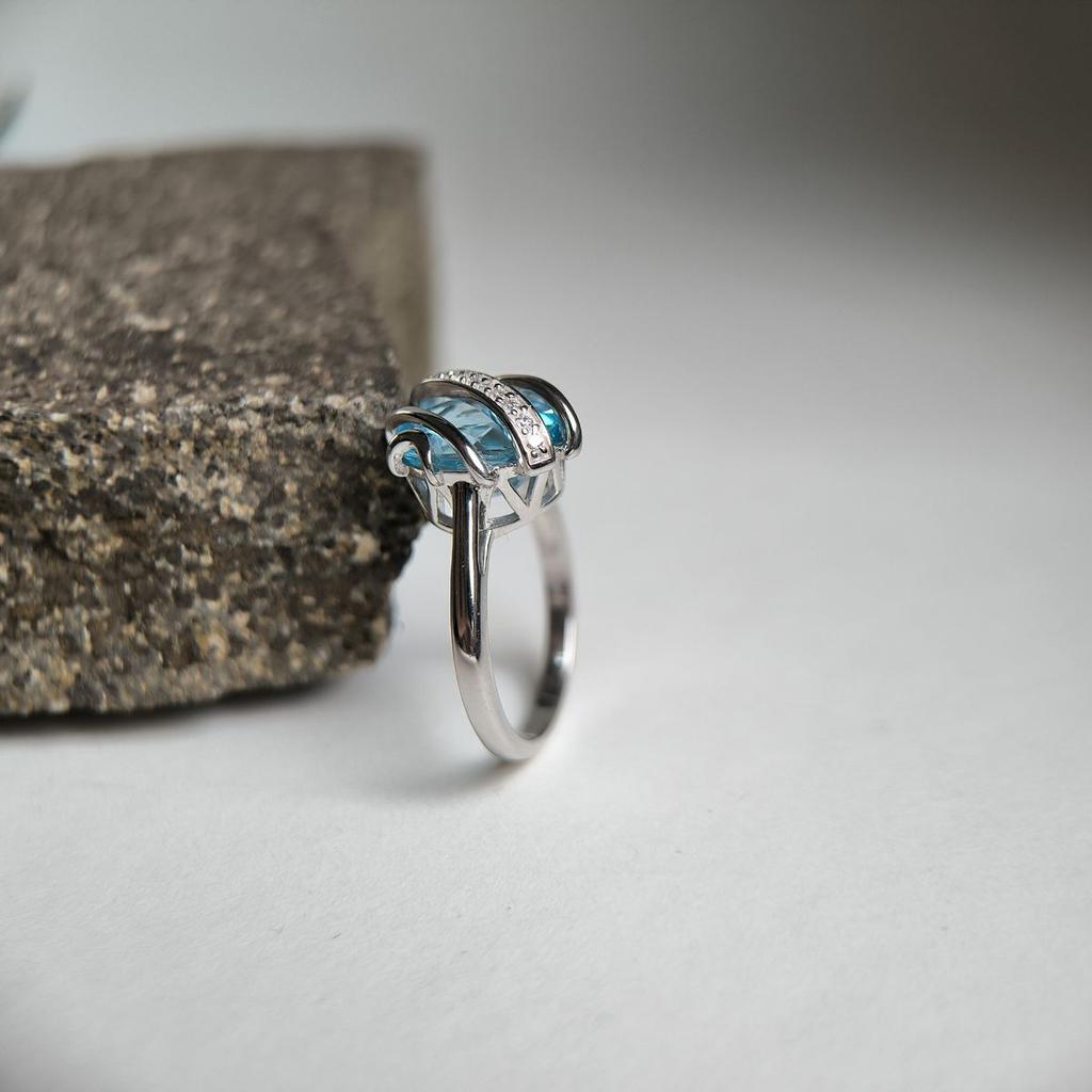 Silberring mit natürlichem Topas 5,98ct, Gewicht des Schmuckstücks 4,94 g (2179702)