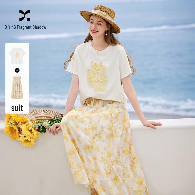 Women s Floral Print T-Shirt & Skirt Set M