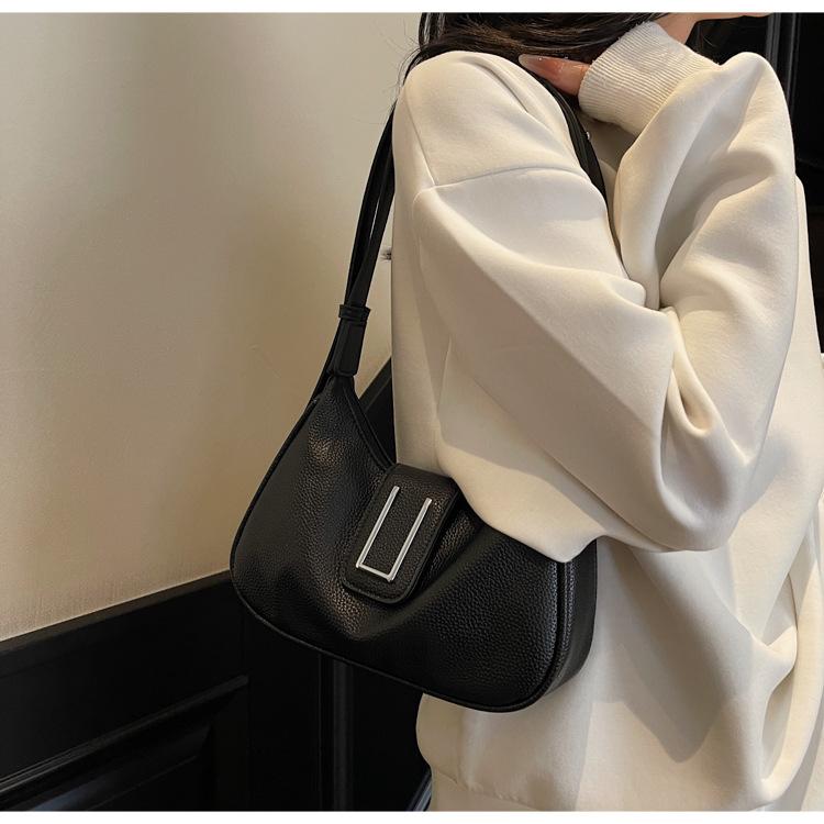 Fashion Solid Women's Shoulder Bag Artificial Leather Square Underarm Bags Ladies Handbags For Daily Used and Gift