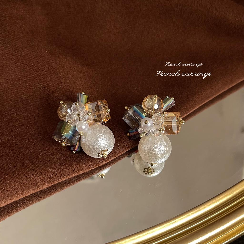 Chinese-Inspired Elegant 925 Silver Stud Earrings with Exaggerated Design
