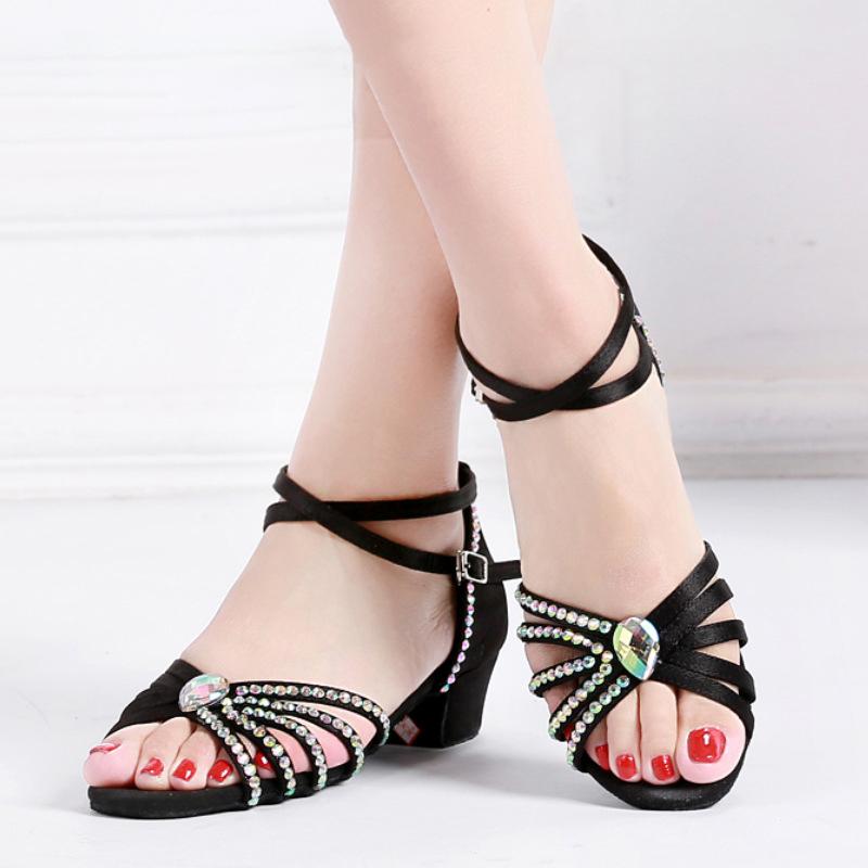 Femei Fete Pantofi de dans latino din satin Salsa de bal Cu toc joasă cu strass Copii Pantofi de dans