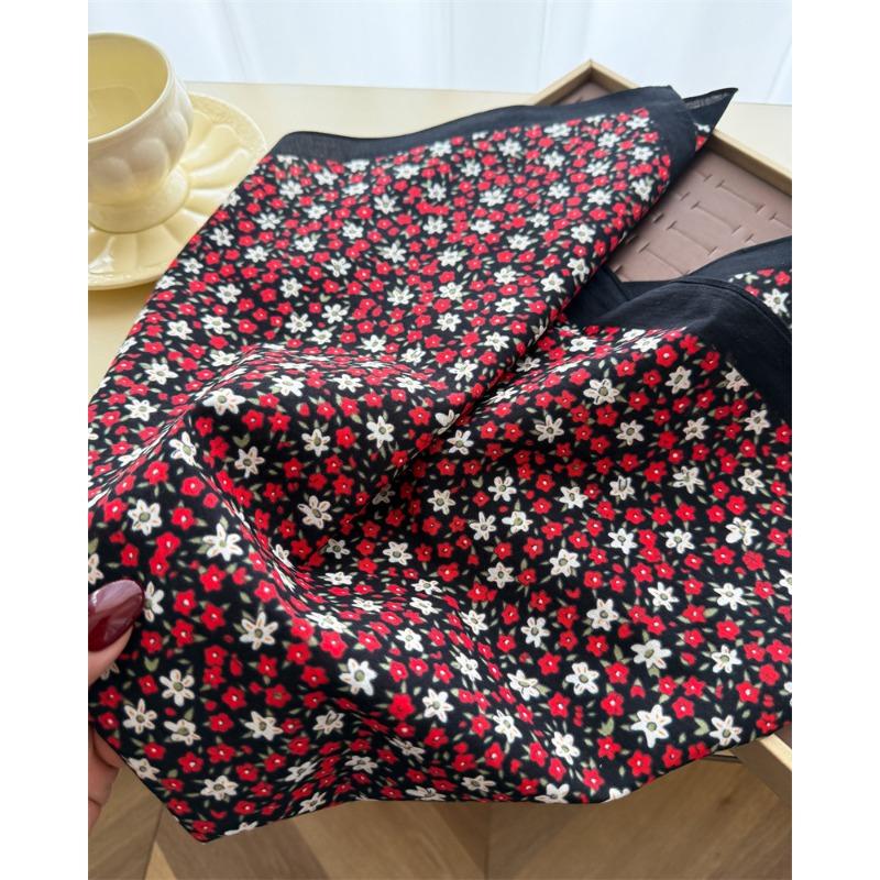 Women S Floral Printed Small Square Scarf For Travel Photo Sun Protection Decoration