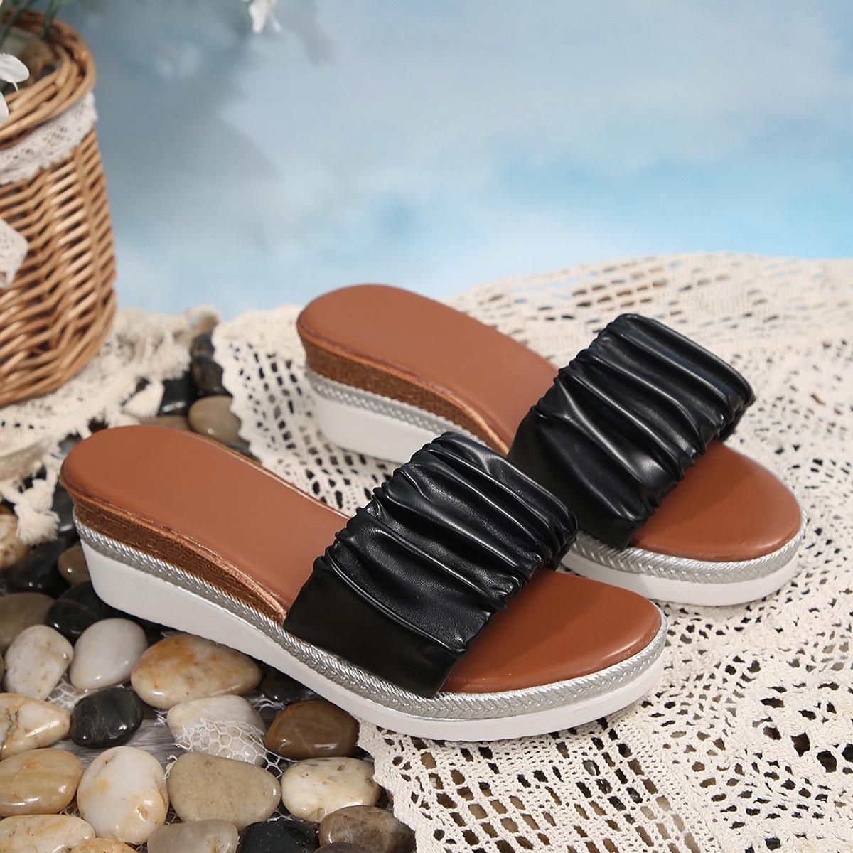 

Slope heel one-word drag women s summer 2024 new fashion pleated women s fashion comfortable sandals spot 42 чорний