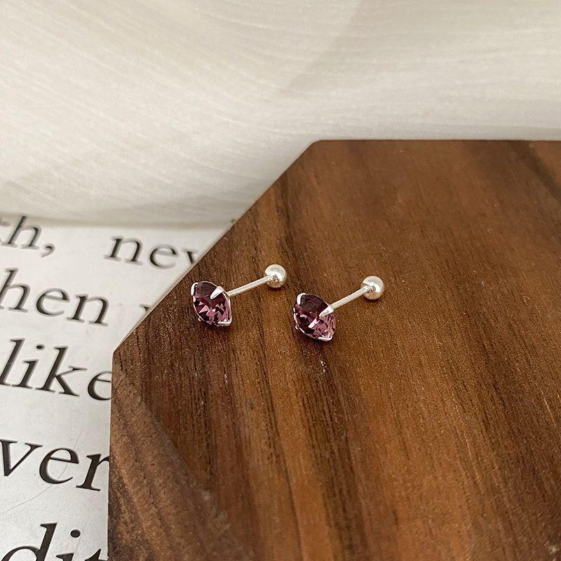 Autumn and Winter Exquisite Pearl Earrings Women's New Cold Style Earrings Niche Light Luxury High-end Elegant Earrings
