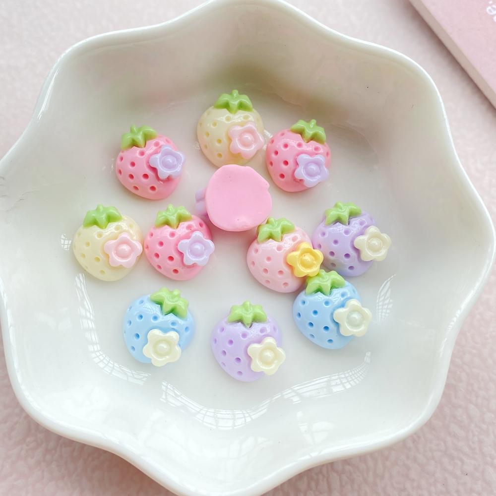 30Pcs Cute Mini Cartoon Strawberry Nail Art Resin Designer Charms DIY Craft For Nail 3D Decorations Jewelry