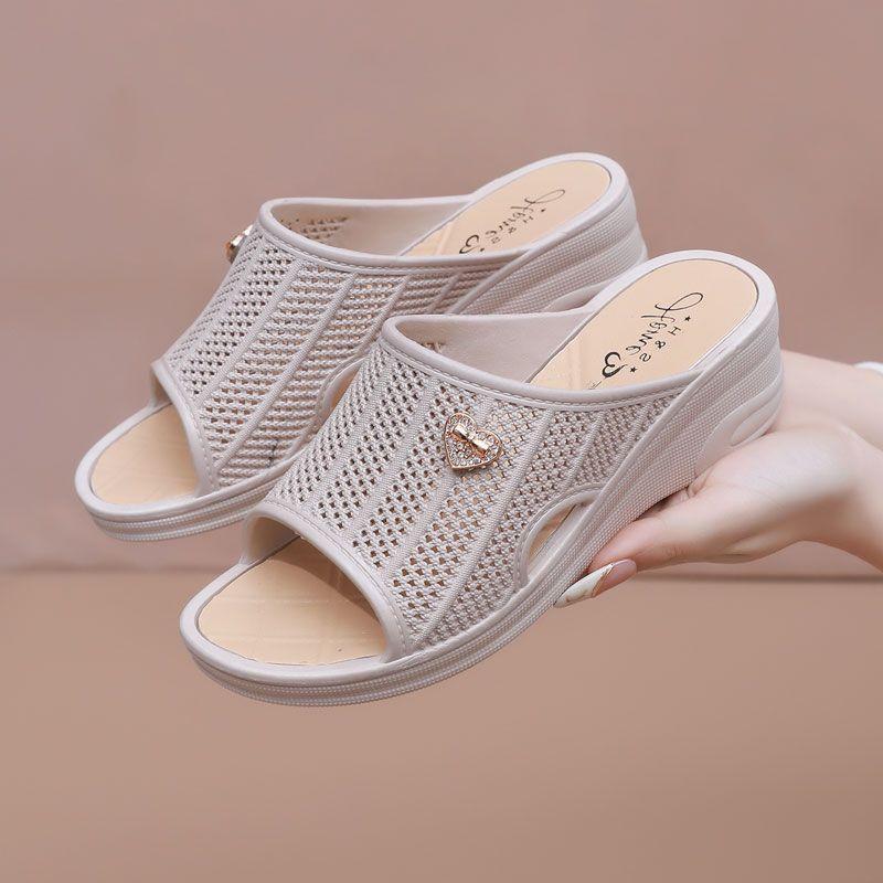 Women's Slippers for Outdoor Use, Thick-soled High Heels, Non-slip, Soft-soled, Home Bathroom, Wedge-heeled Women's Sandals