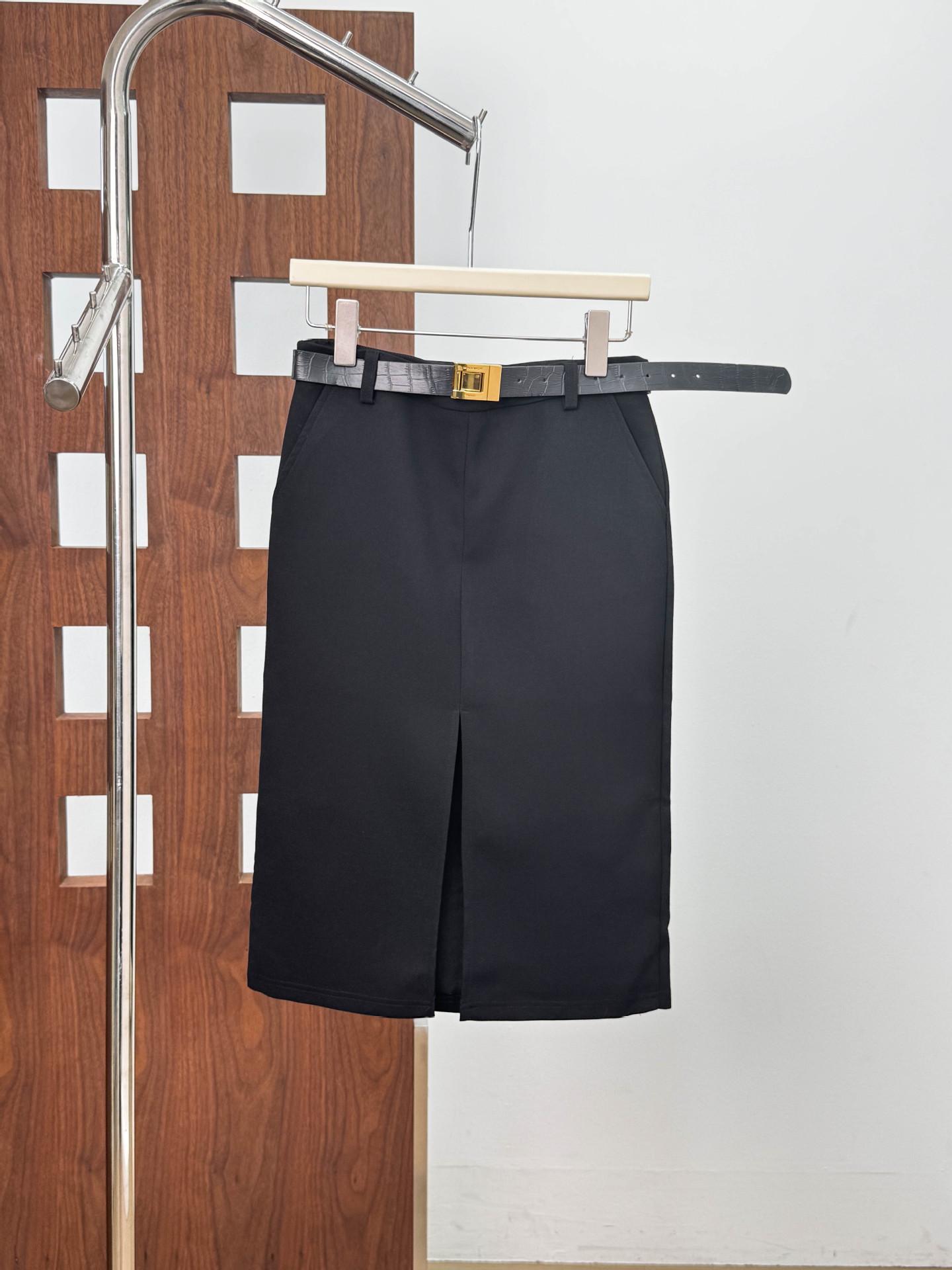 Autumn Winter Black High-Waist Slit Midi Skirt—Chic and Practical S