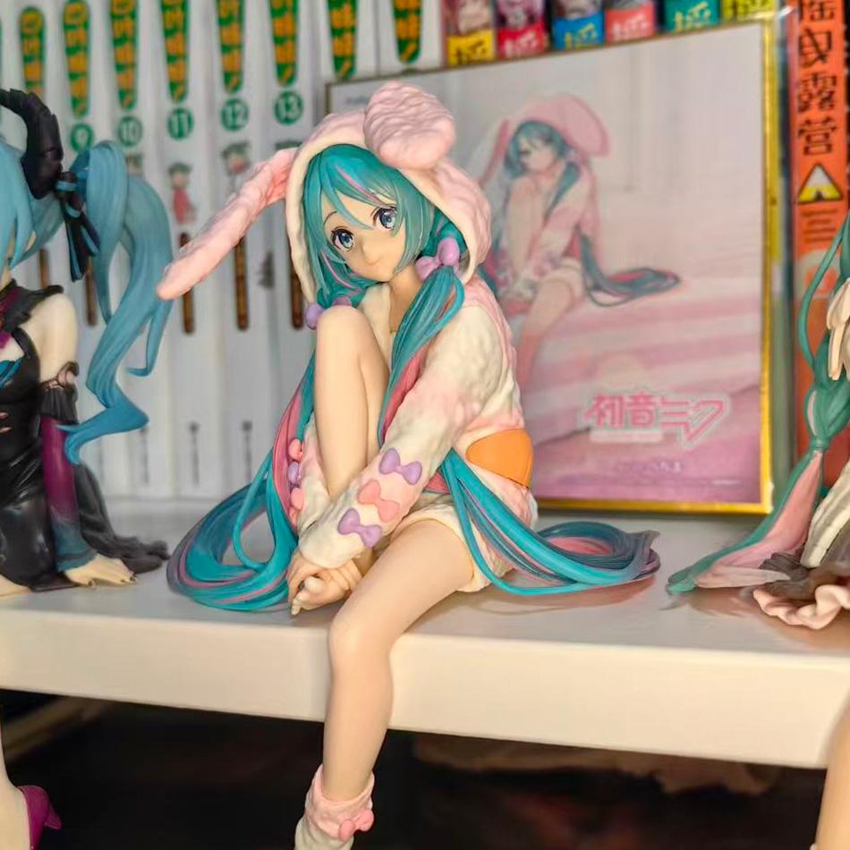 15Cm Anime Hatsune Miku Action Figure With Rabbit Ear Pajamas Pvc Model Toy Doll Noodle Stopper Collectible Gift